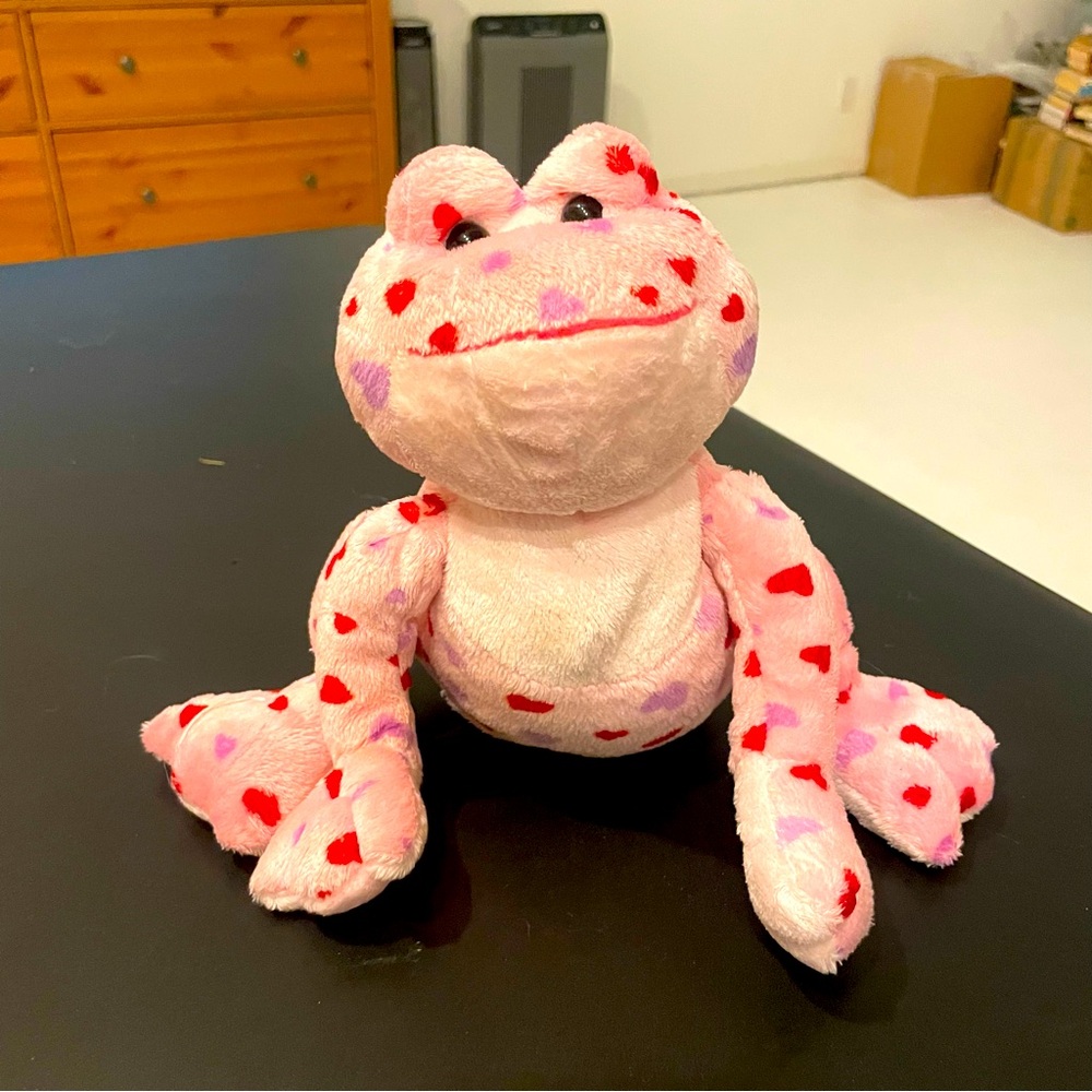 Ganz Webkinz Love Frog (No Code)